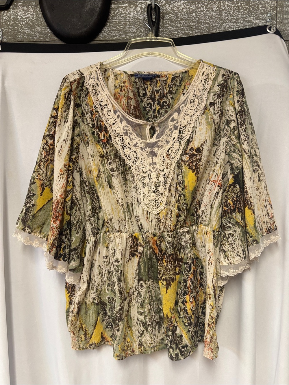 Bandolino Olive, Yellow & Cream Lace-Trim V-Neck Tunic